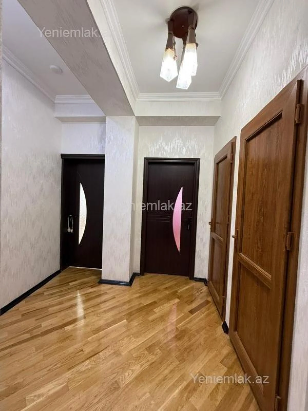 Satılır 2 otaqlı yeni tikili 75 m²