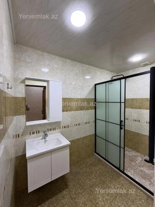 Satılır 2 otaqlı yeni tikili 75 m²