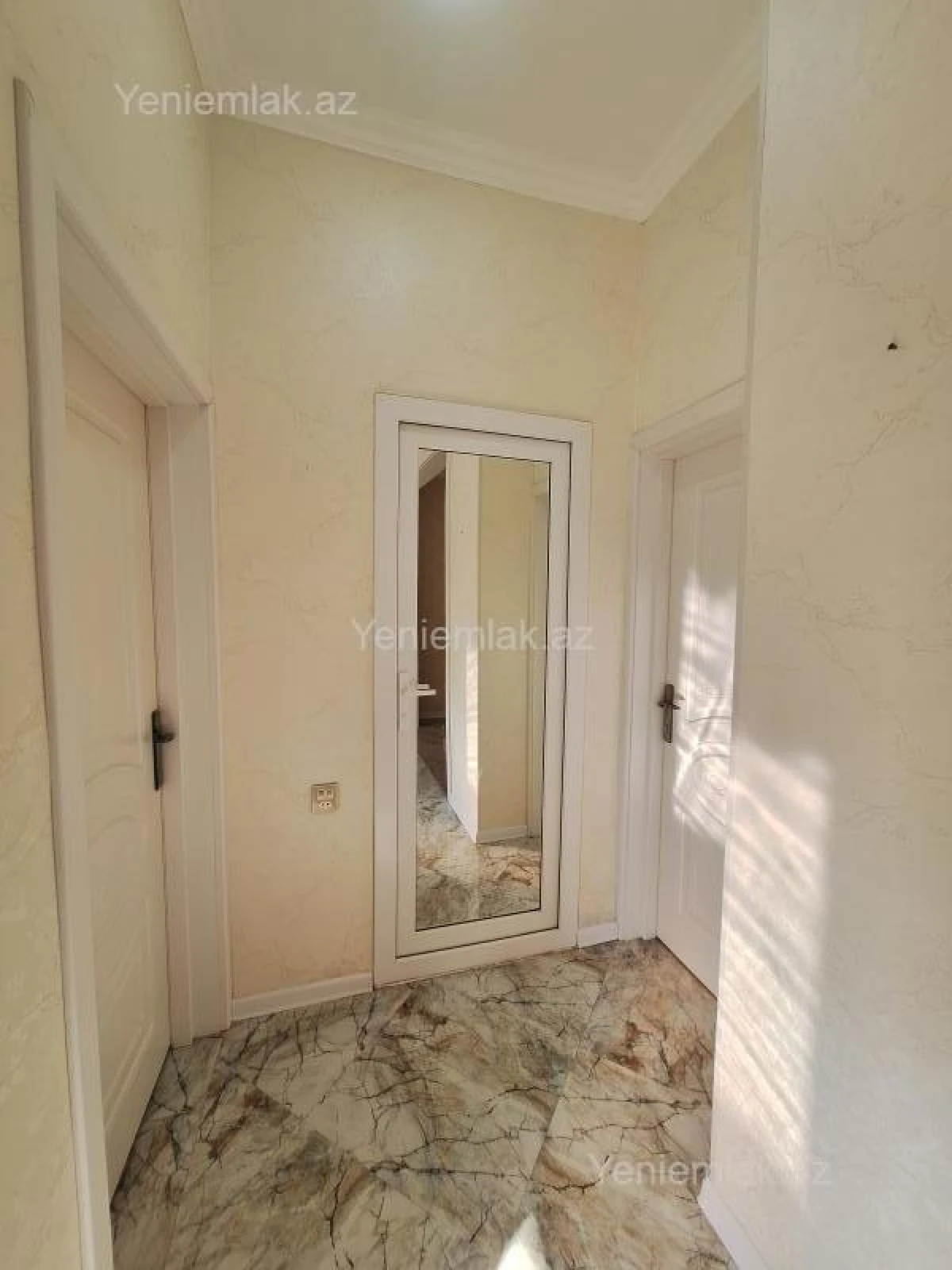 Satılır 3 otaqlı həyət evi 70 m²
