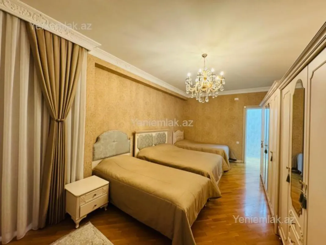 Satılır 3 otaqlı yeni tikili 145 m²