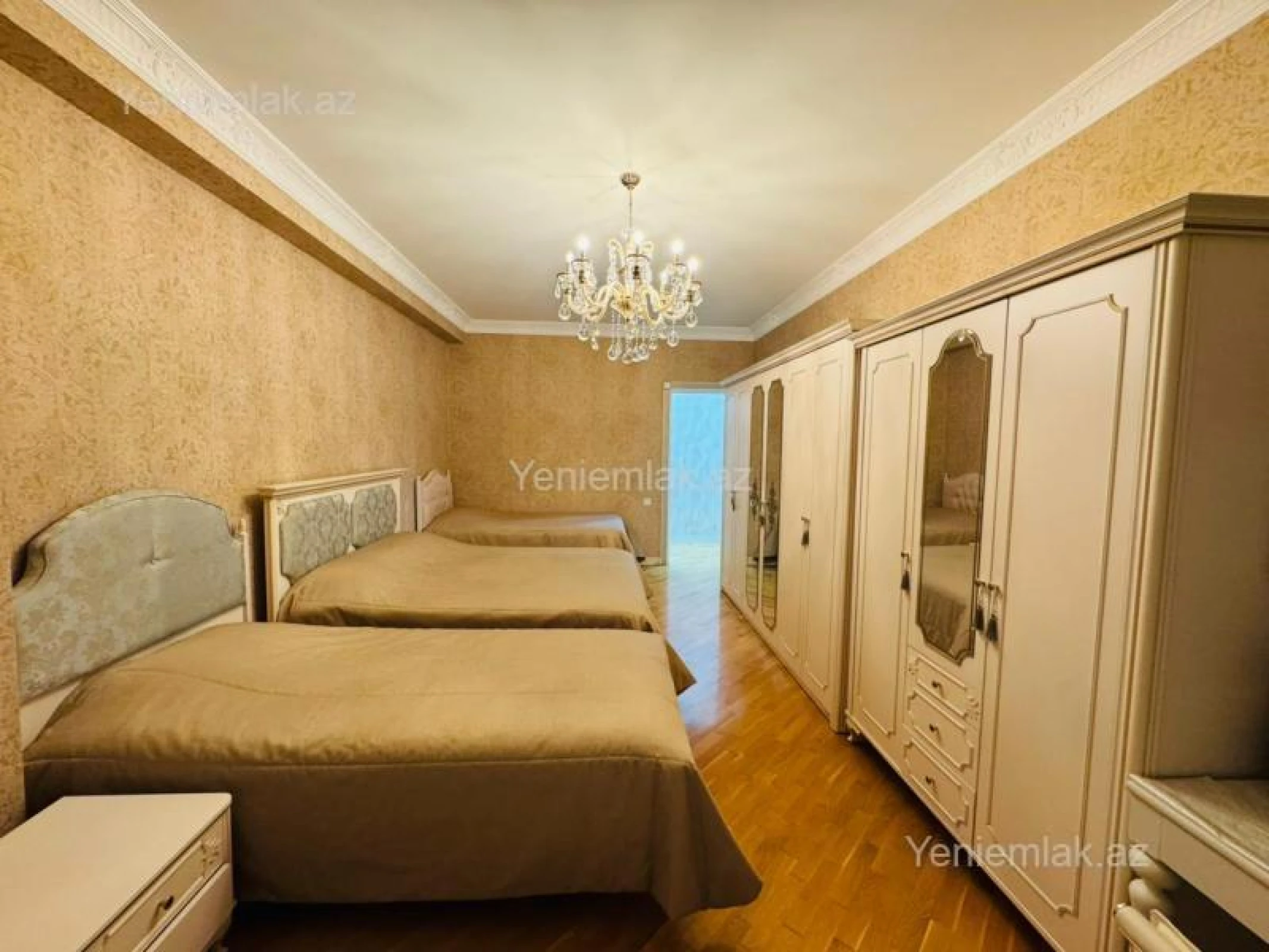 Satılır 3 otaqlı yeni tikili 145 m²