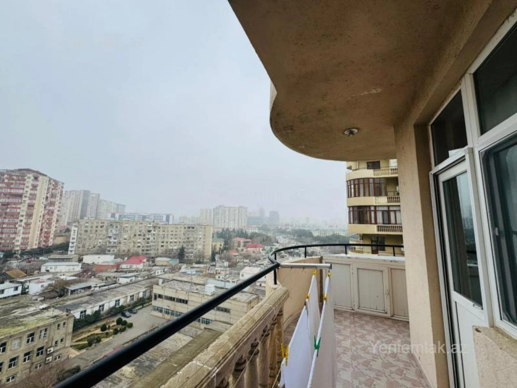 Satılır 3 otaqlı yeni tikili 145 m²