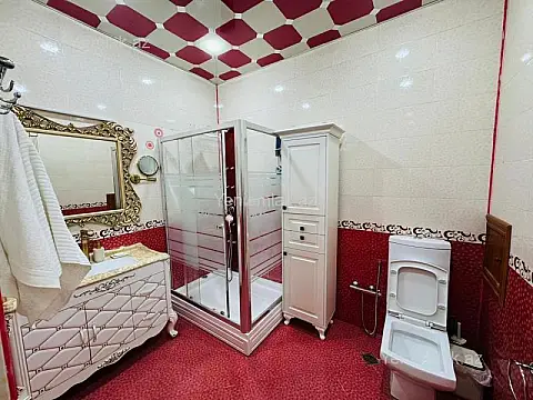 Satılır 3 otaqlı yeni tikili 145 m²