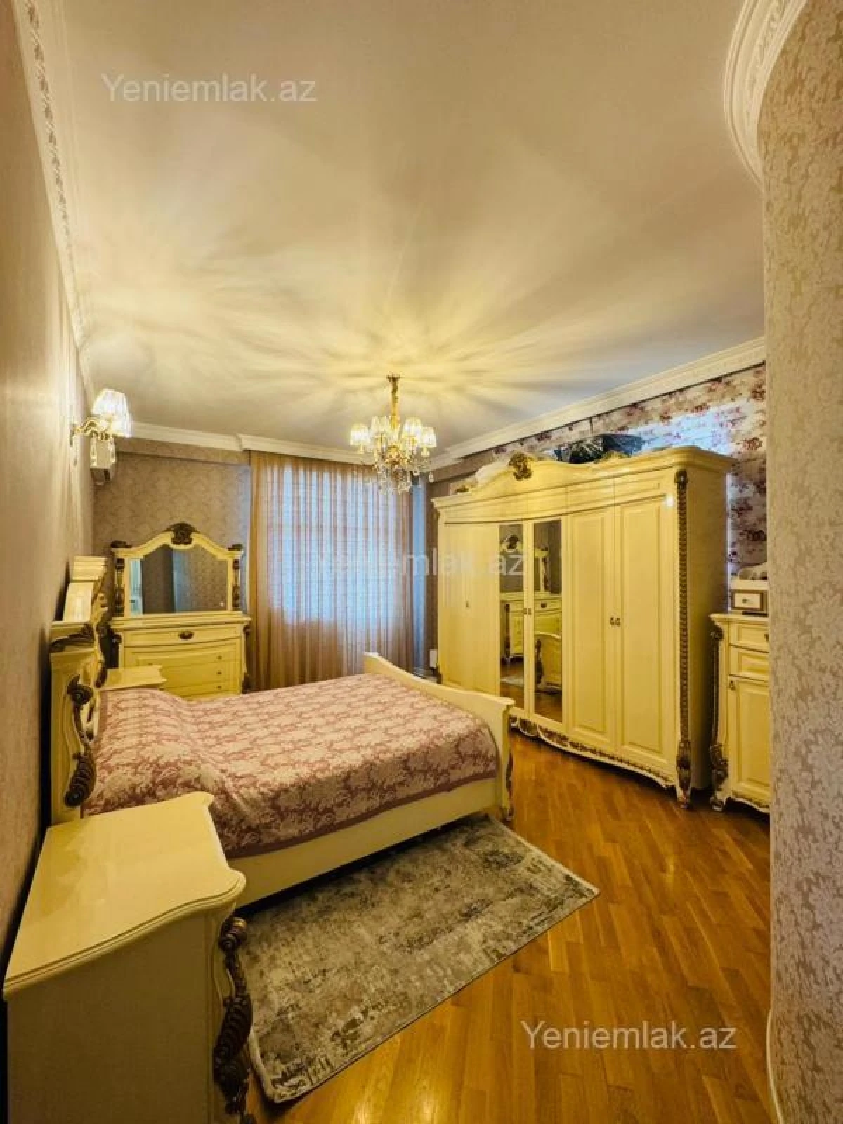 Satılır 3 otaqlı yeni tikili 145 m²