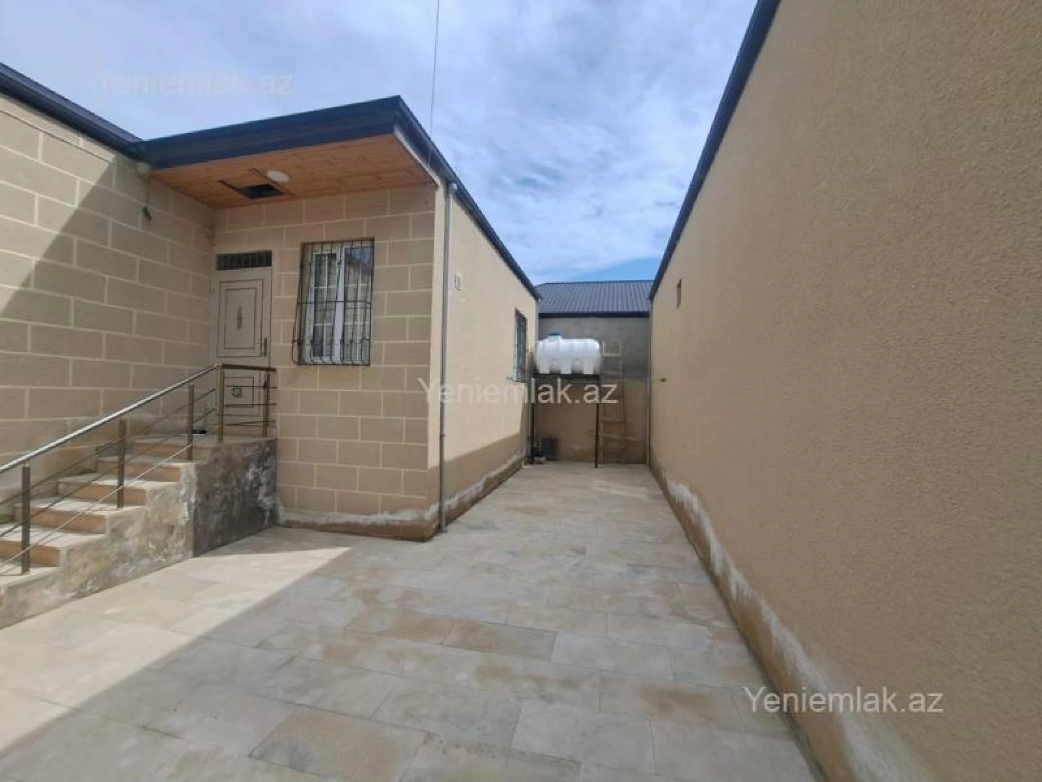 Satılır 3 otaqlı həyət evi 70 m²