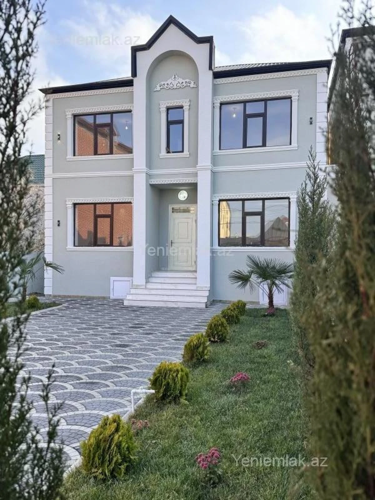 Satılır 4 otaqlı həyət evi 120 m²