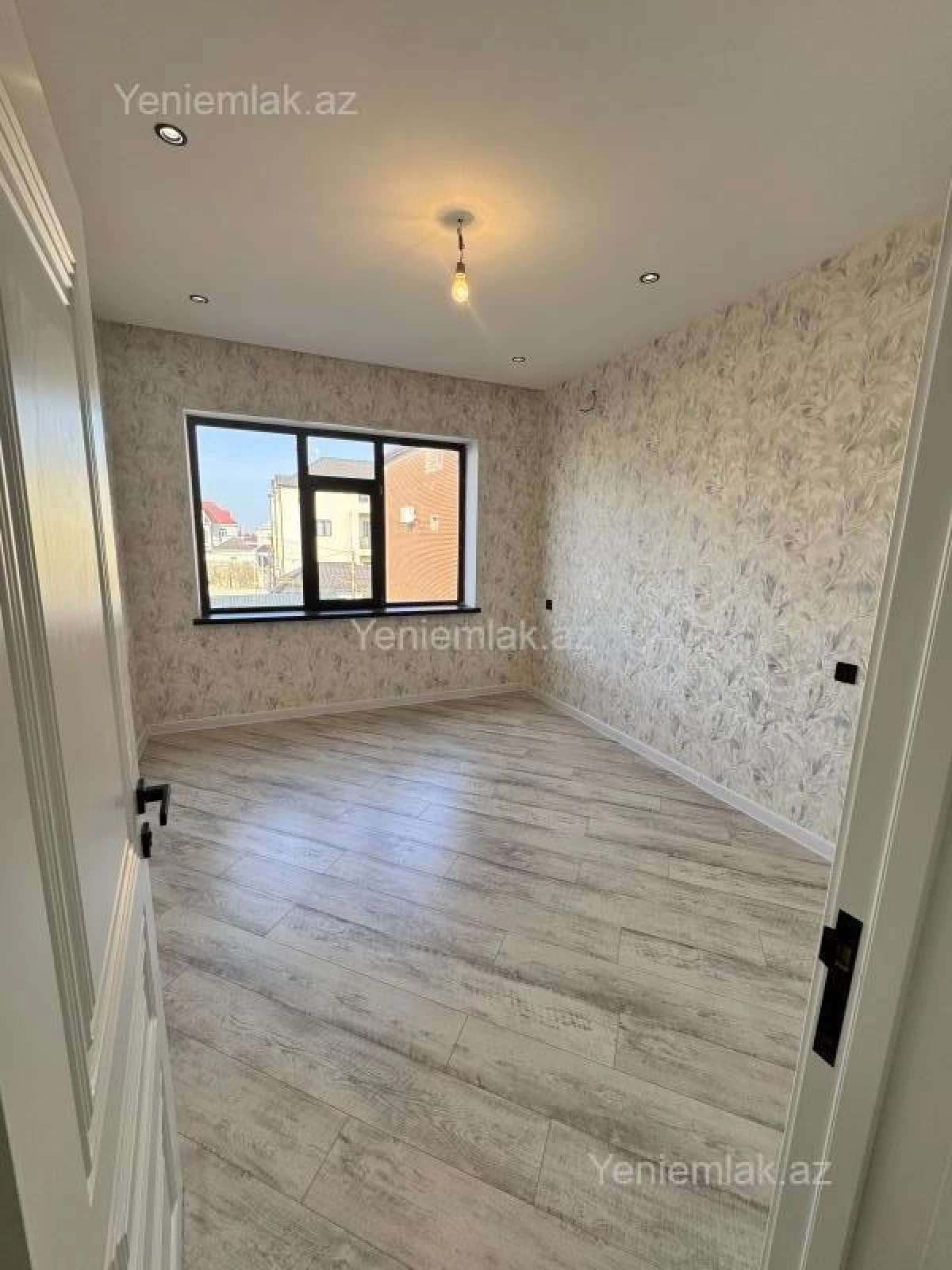 Satılır 4 otaqlı həyət evi 120 m²
