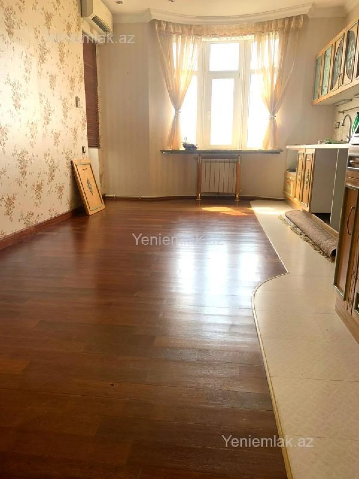 Satılır 3 otaqlı yeni tikili 130 m²