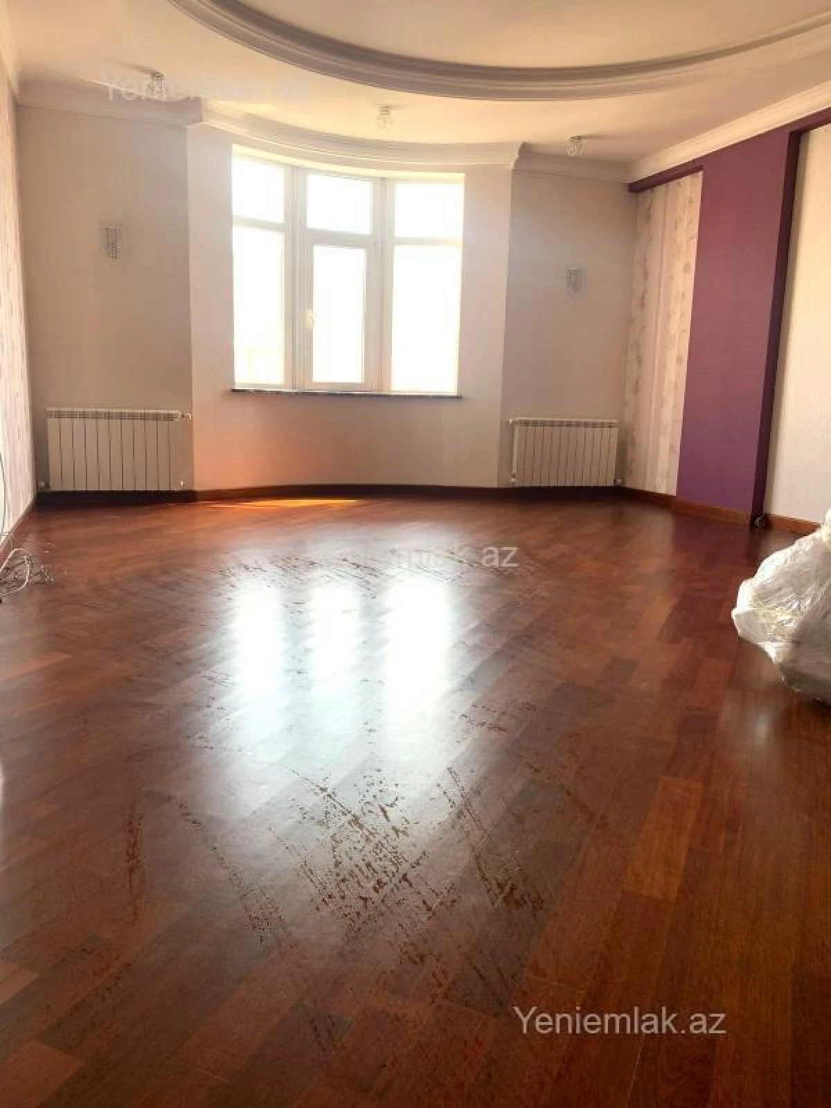 Satılır 3 otaqlı yeni tikili 130 m²