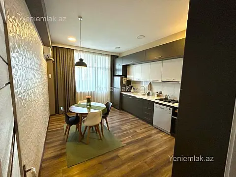 Satılır 3 otaqlı yeni tikili 140 m²