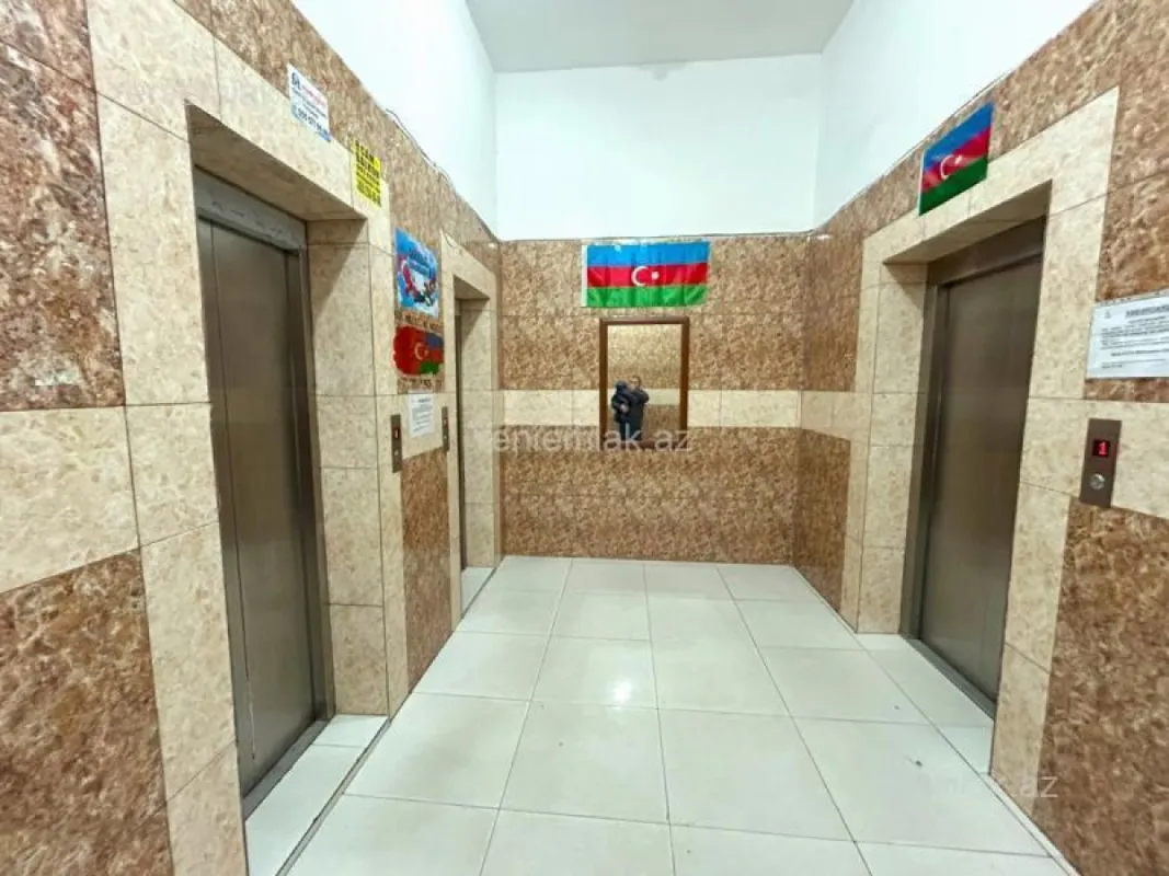 Satılır 3 otaqlı yeni tikili 140 m²