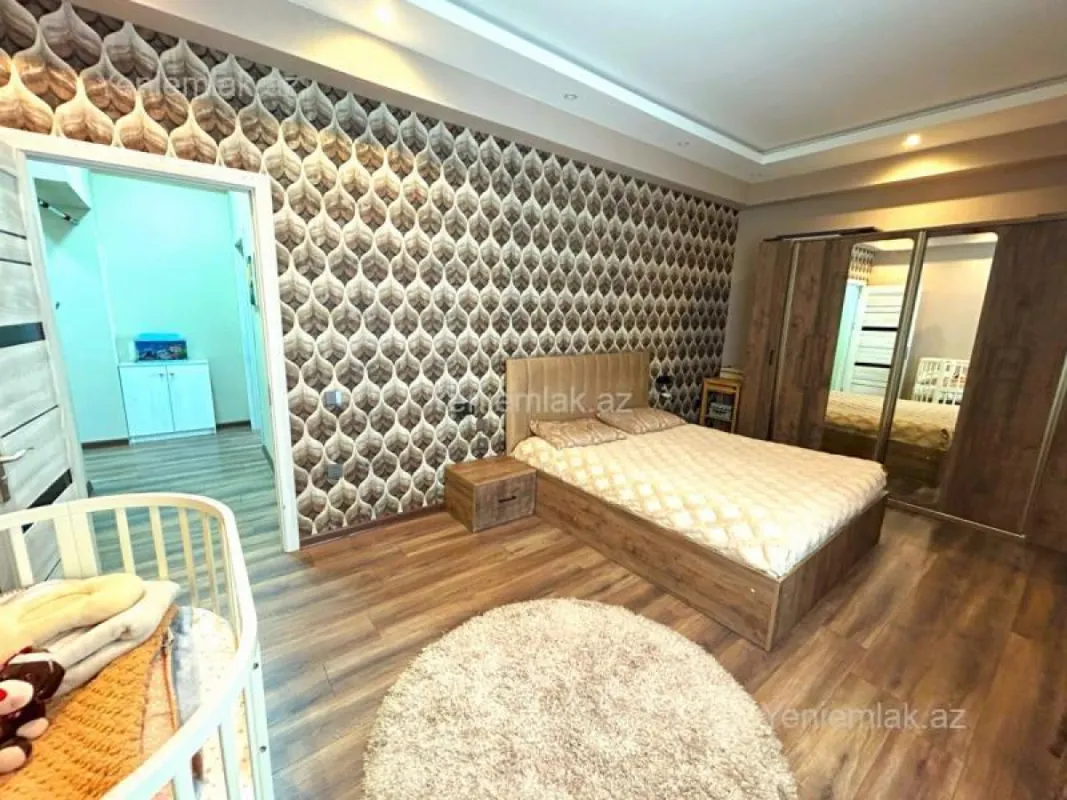 Satılır 3 otaqlı yeni tikili 140 m²