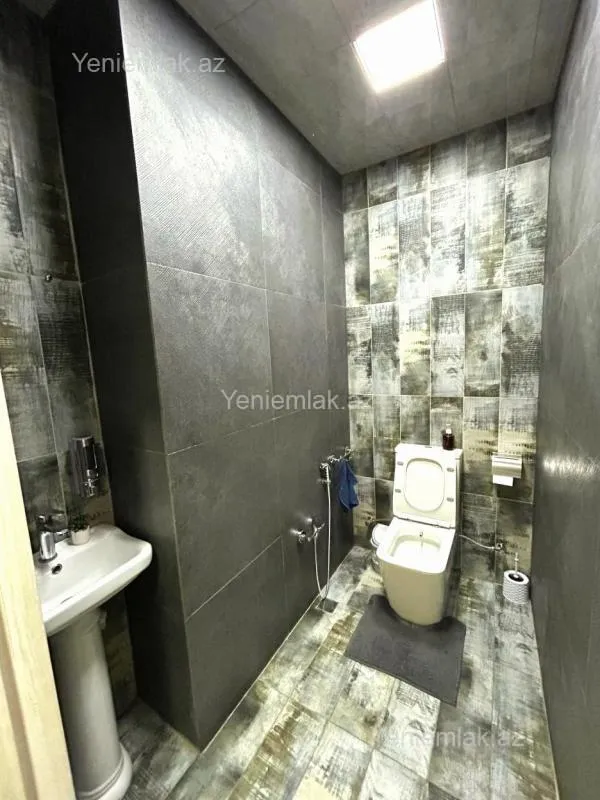 Satılır 3 otaqlı yeni tikili 140 m²