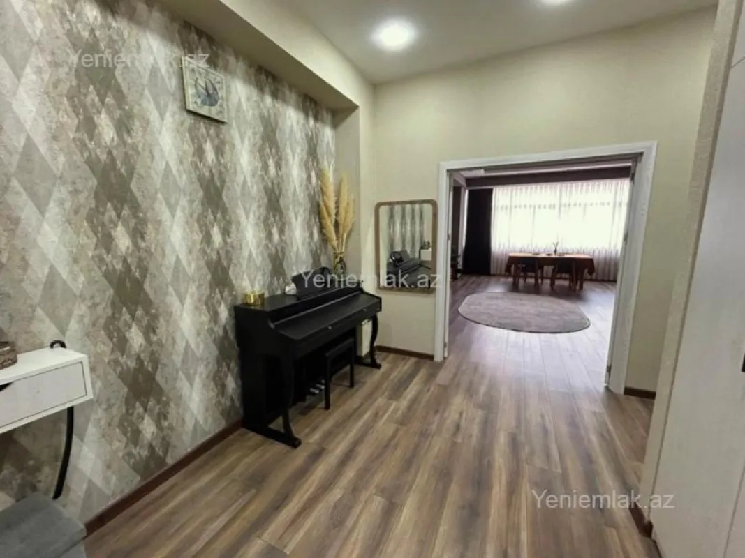 Satılır 3 otaqlı yeni tikili 140 m²