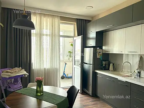 Satılır 3 otaqlı yeni tikili 140 m²