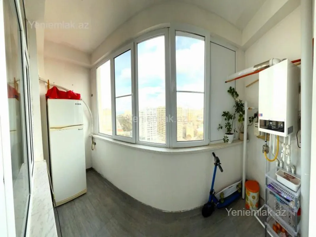 Satılır 3 otaqlı yeni tikili 140 m²