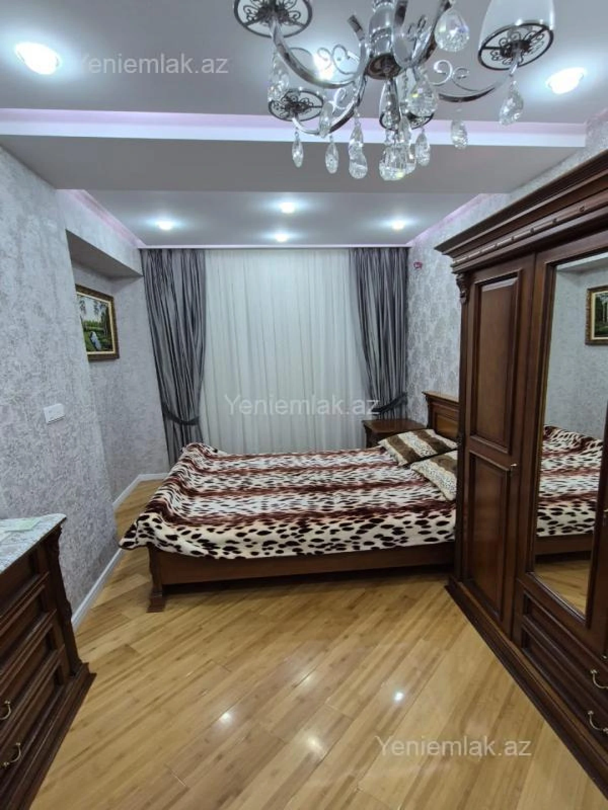 Satılır 3 otaqlı yeni tikili 85 m²