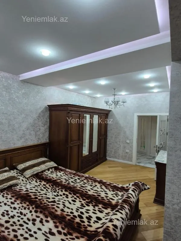 Satılır 3 otaqlı yeni tikili 85 m²