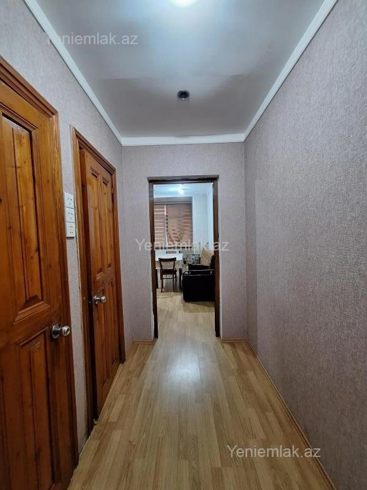 Satılır 5 otaqlı köhnə tikili 120 m²