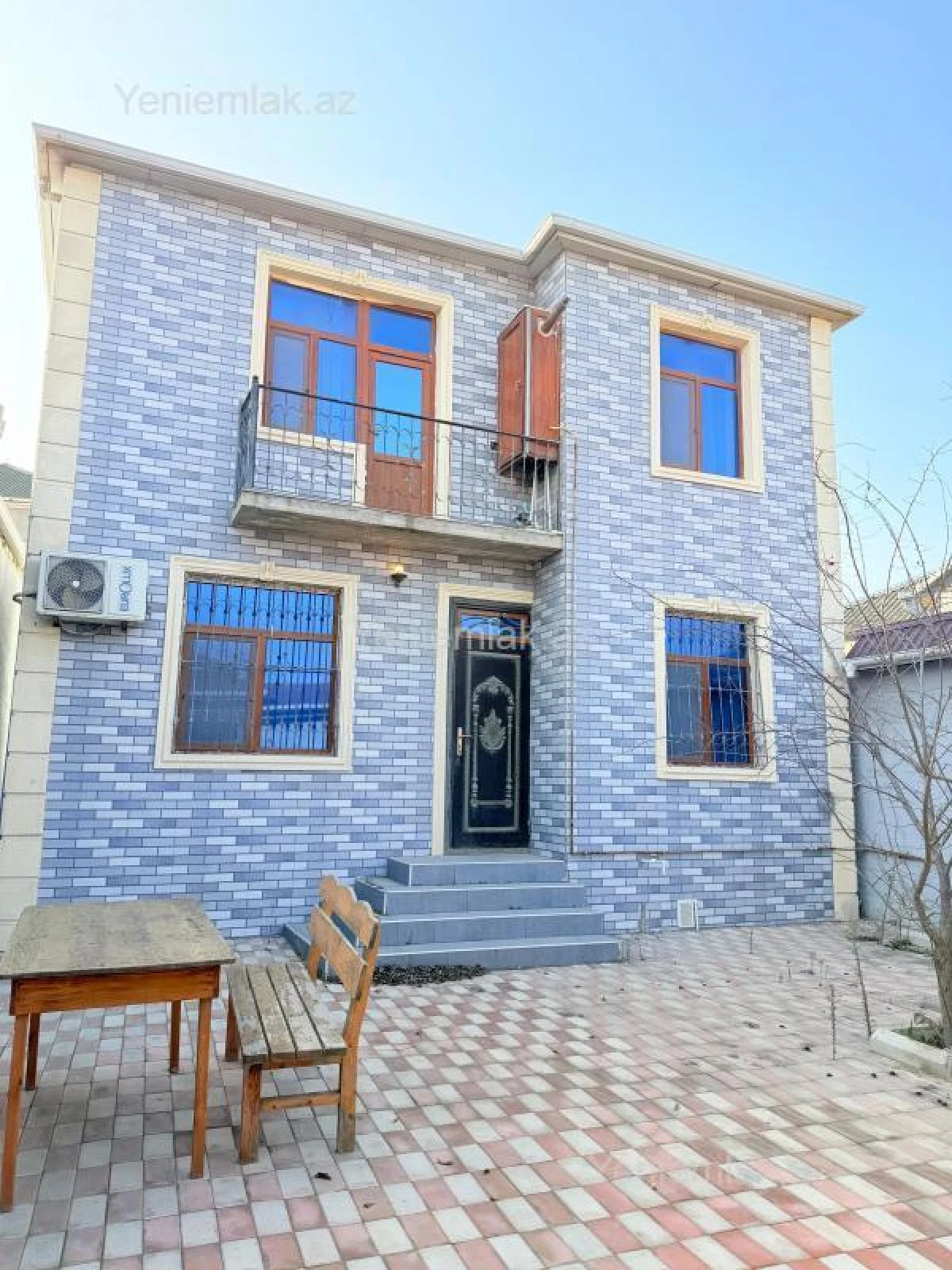 Satılır 4 otaqlı həyət evi 140 m²
