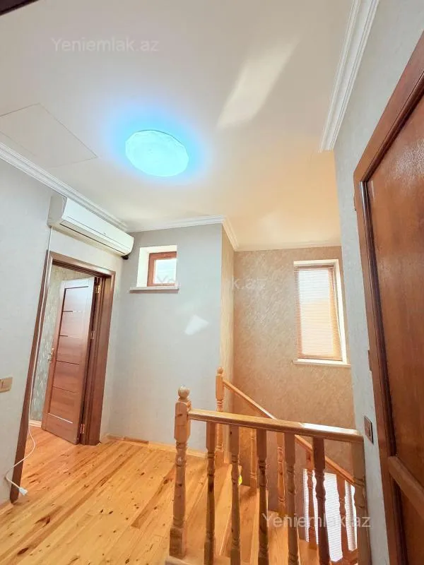 Satılır 4 otaqlı həyət evi 140 m²