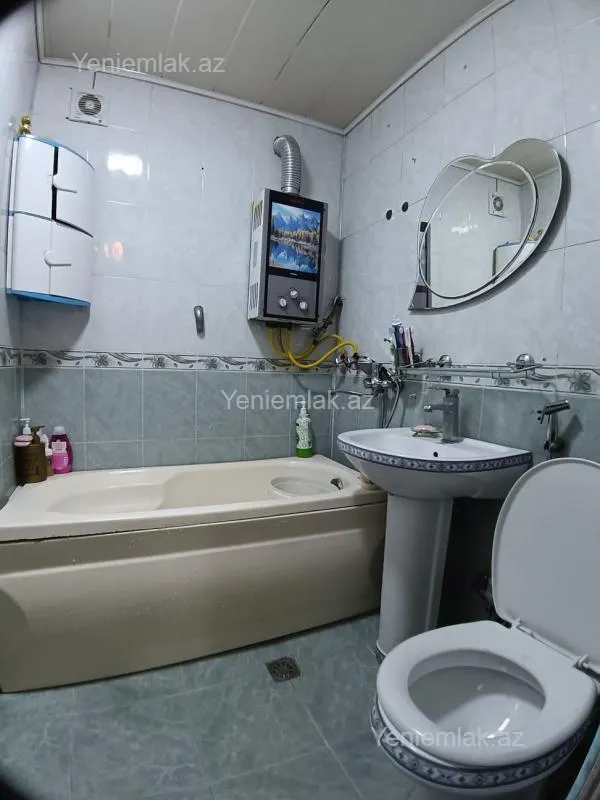 Satılır 3 otaqlı köhnə tikili 68 m²