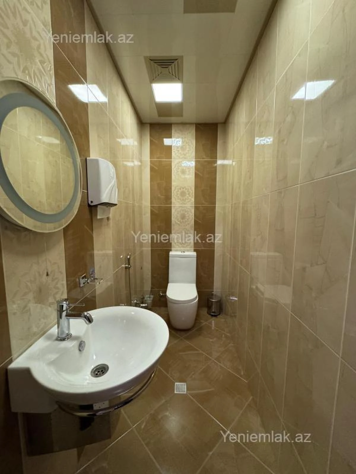 Satılır 3 otaqlı yeni tikili 140 m²