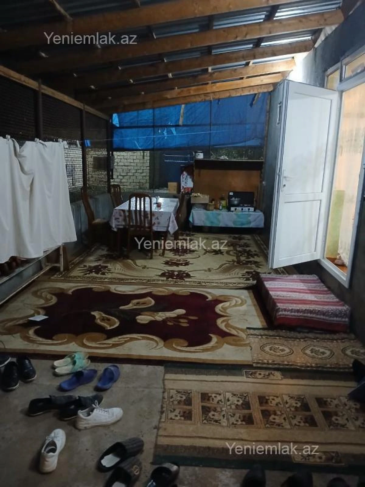 Satılır 3 otaqlı obyekt 2200 m²