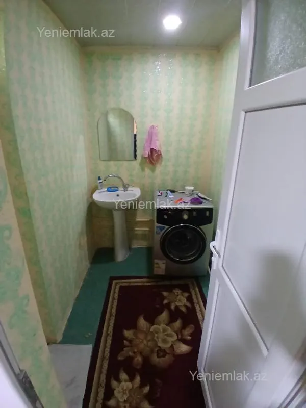 Satılır 3 otaqlı obyekt 2200 m²