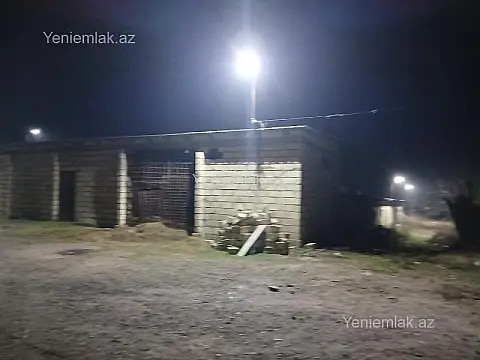 Satılır 3 otaqlı obyekt 2200 m²