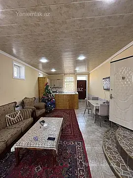 Satılır 4 otaqlı həyət evi 200 m²