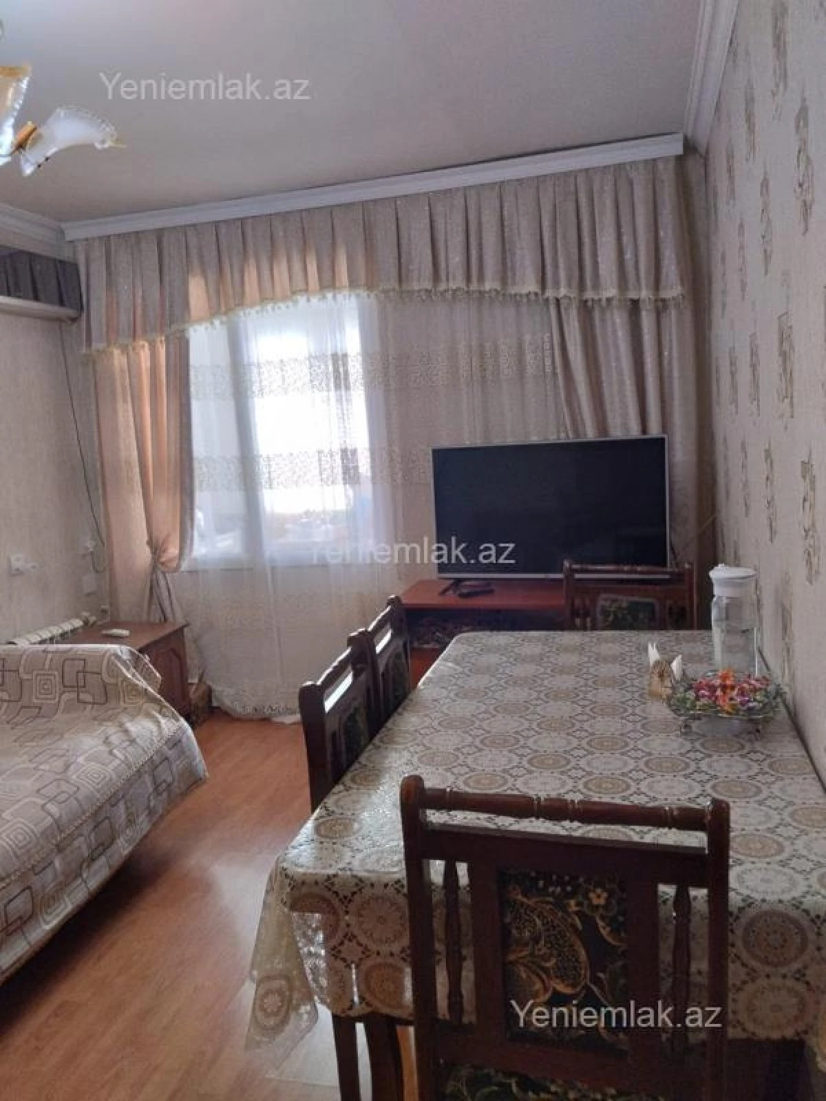 Satılır 2 otaqlı köhnə tikili 40 m²
