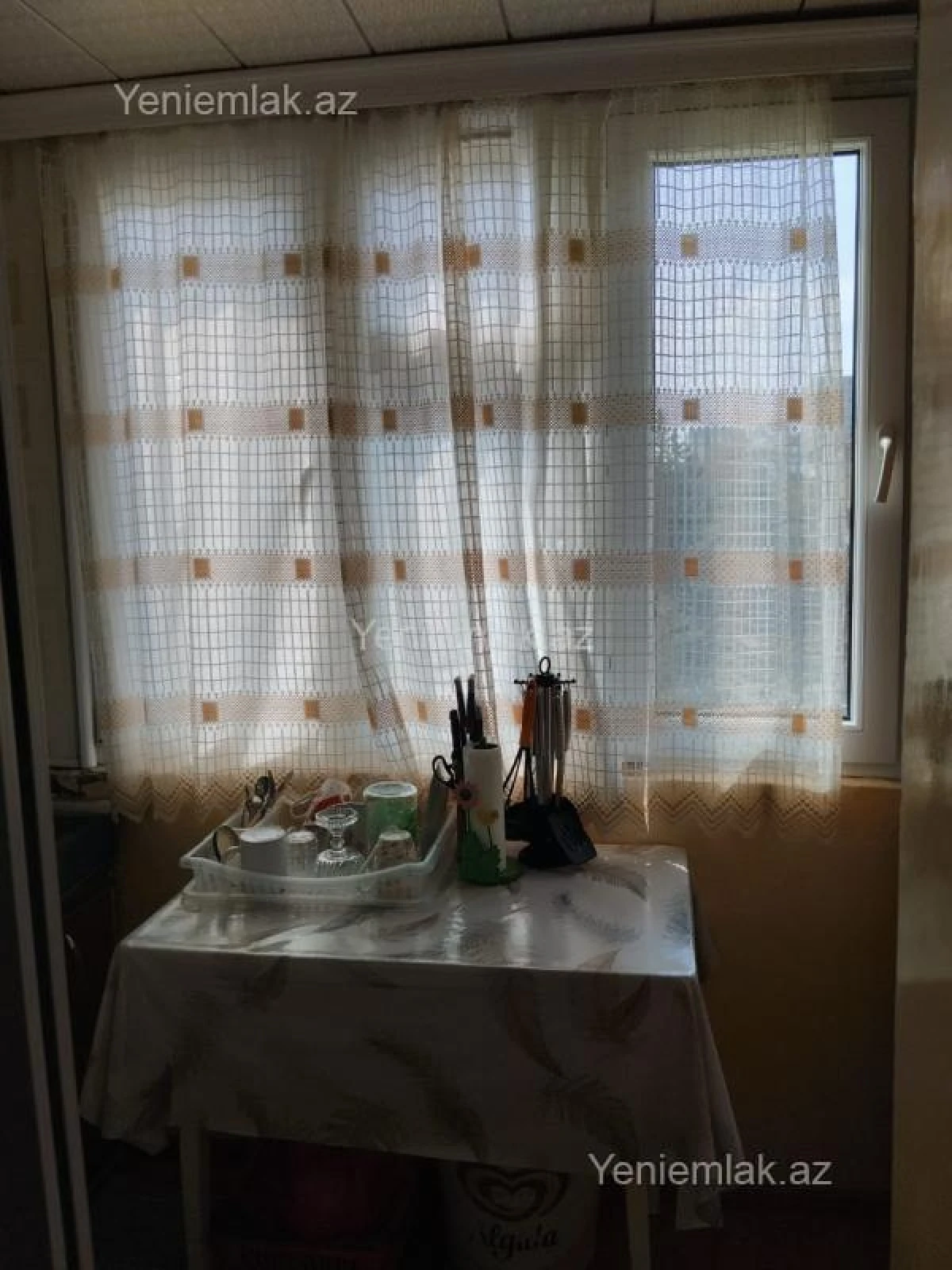 Satılır 2 otaqlı köhnə tikili 40 m²