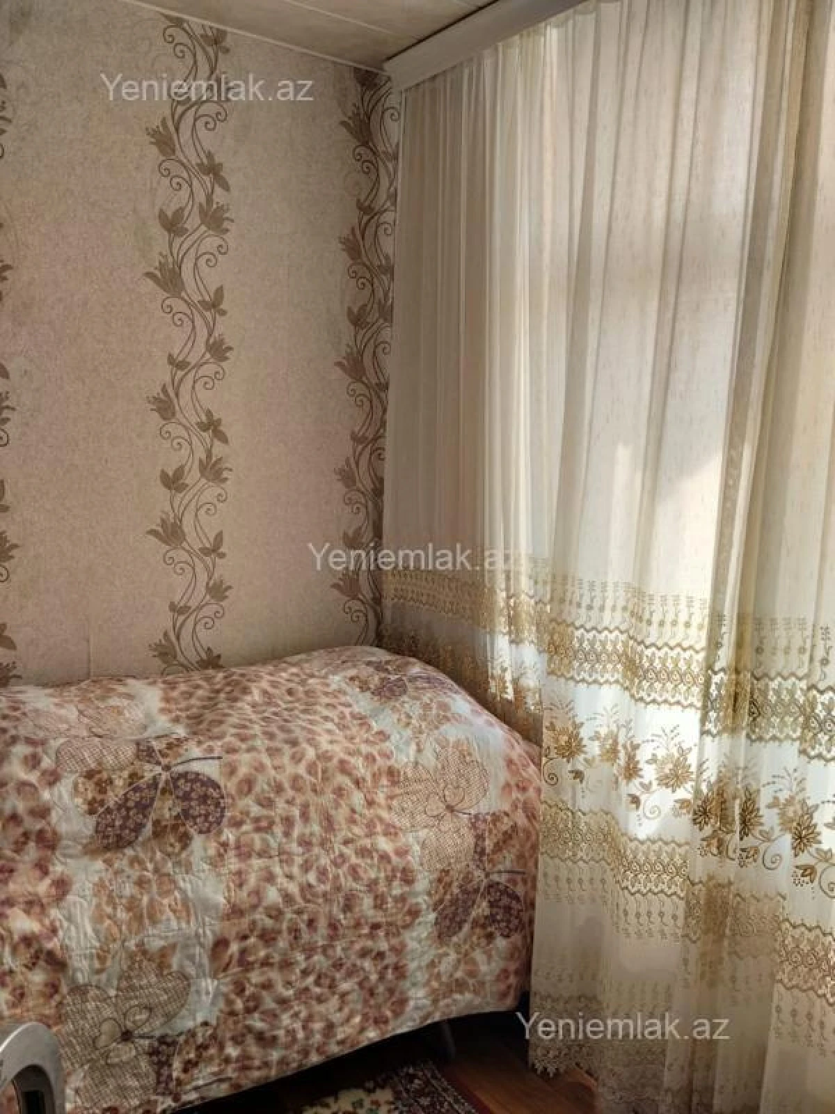 Satılır 2 otaqlı köhnə tikili 40 m²