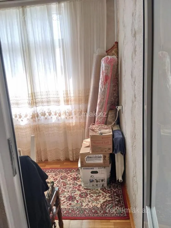 Satılır 2 otaqlı köhnə tikili 40 m²