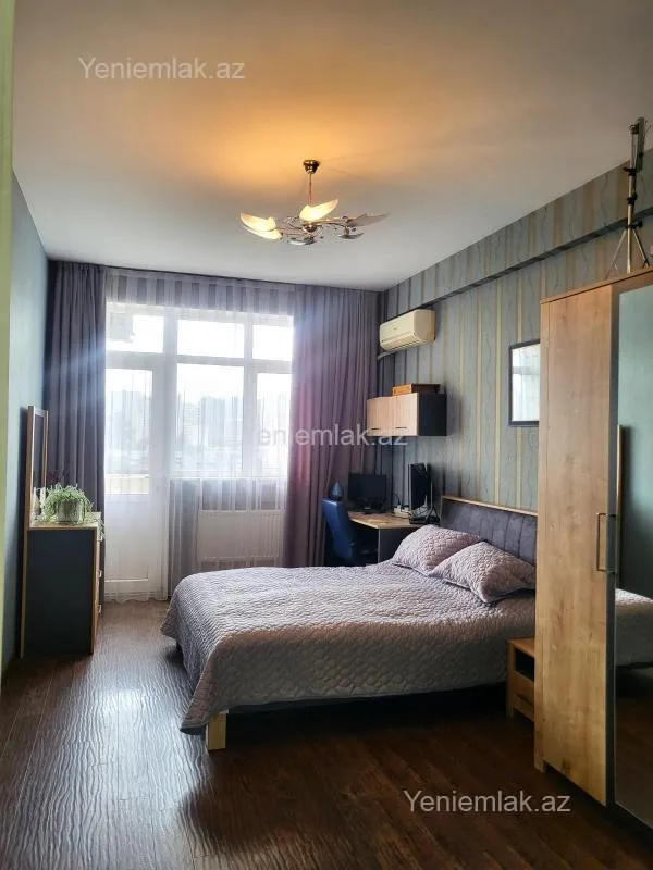 Satılır 4 otaqlı yeni tikili 178 m²