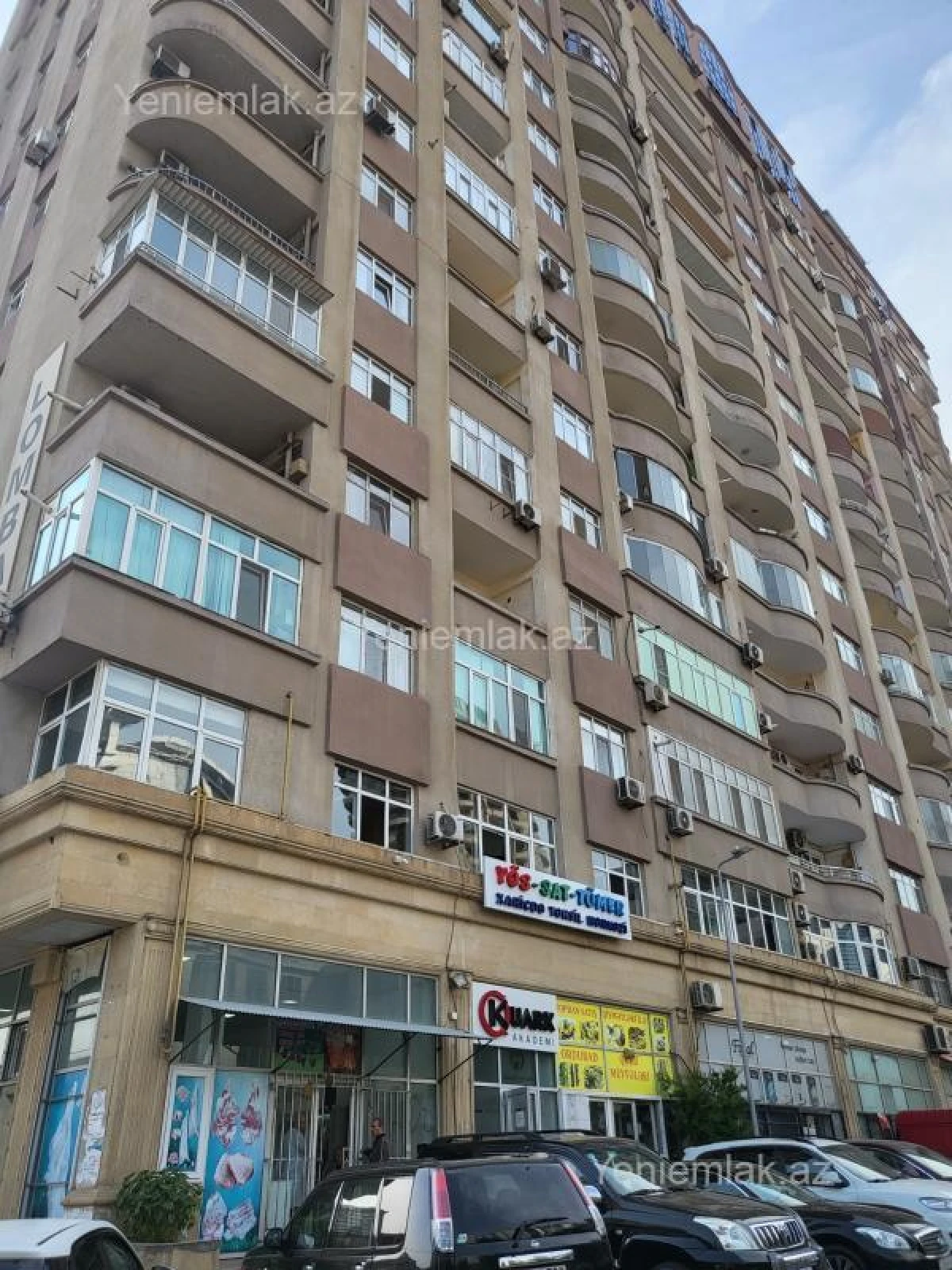 Satılır 4 otaqlı yeni tikili 178 m²