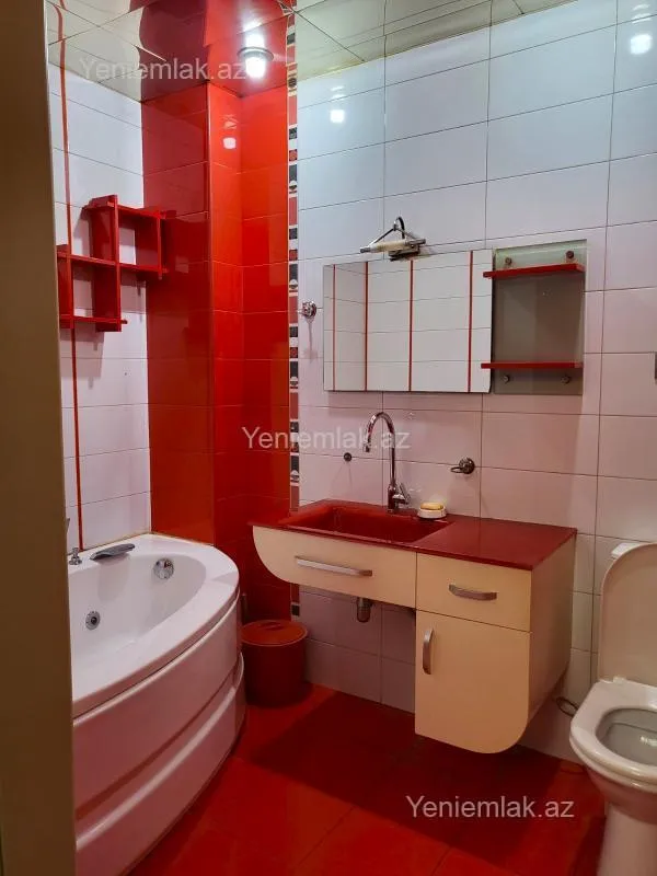Satılır 4 otaqlı yeni tikili 178 m²