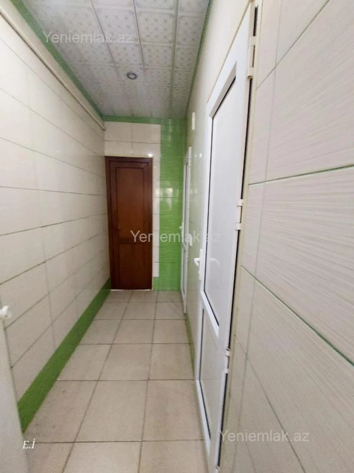 Satılır 3 otaqlı köhnə tikili 69 m²