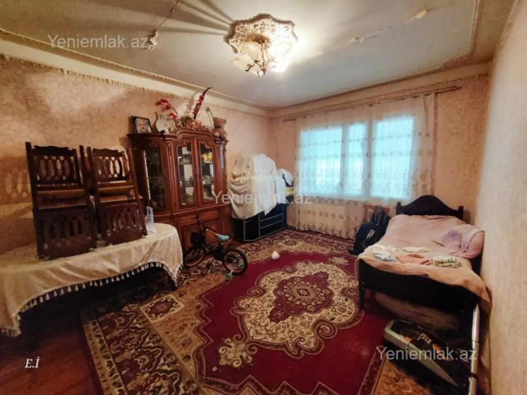 Satılır 3 otaqlı köhnə tikili 69 m²