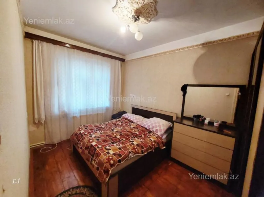 Satılır 3 otaqlı köhnə tikili 69 m²