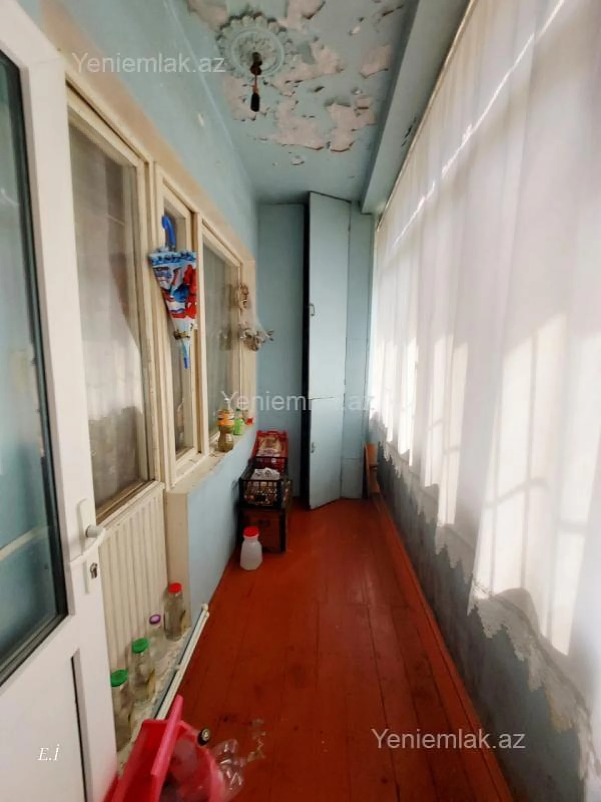 Satılır 3 otaqlı köhnə tikili 69 m²