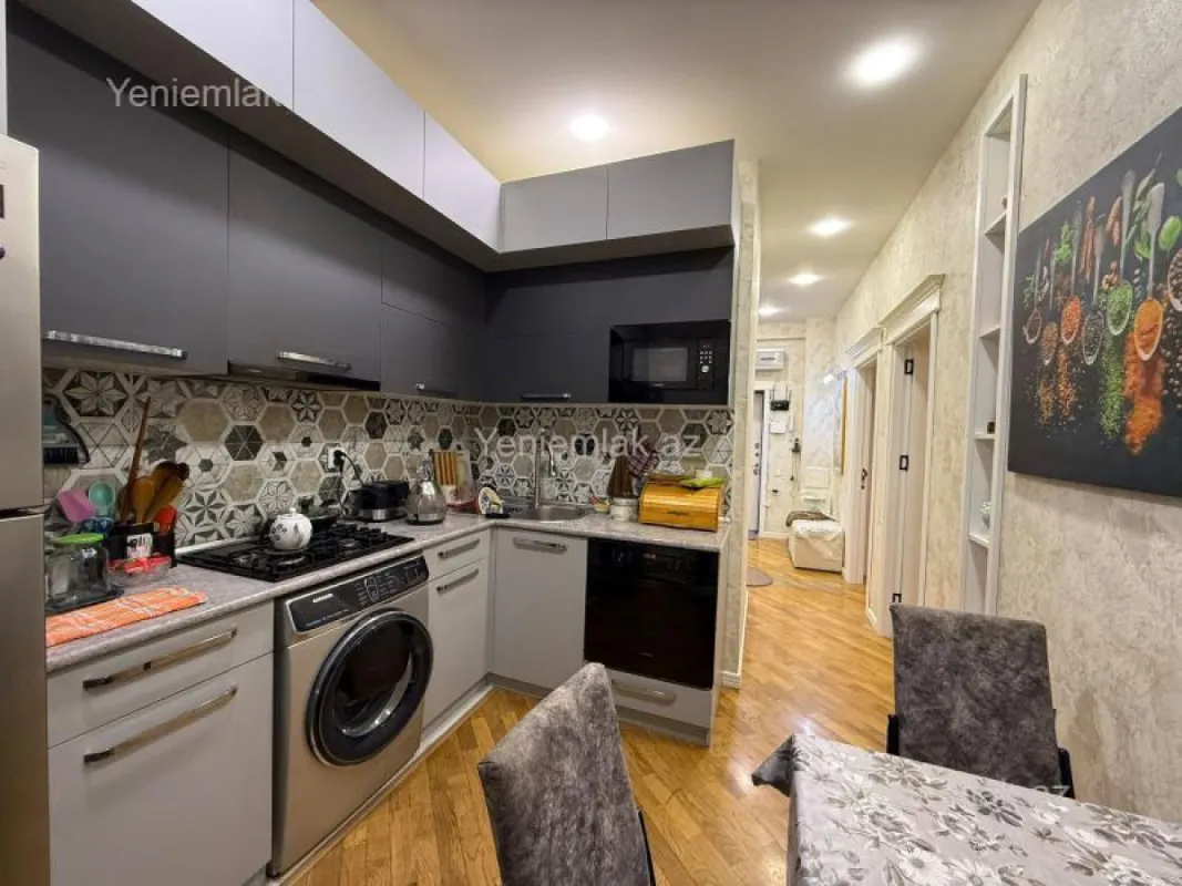 Satılır 2 otaqlı yeni tikili 56 m²