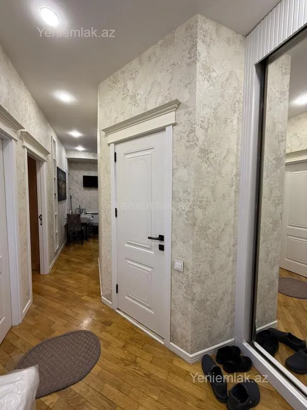 Satılır 2 otaqlı yeni tikili 56 m²