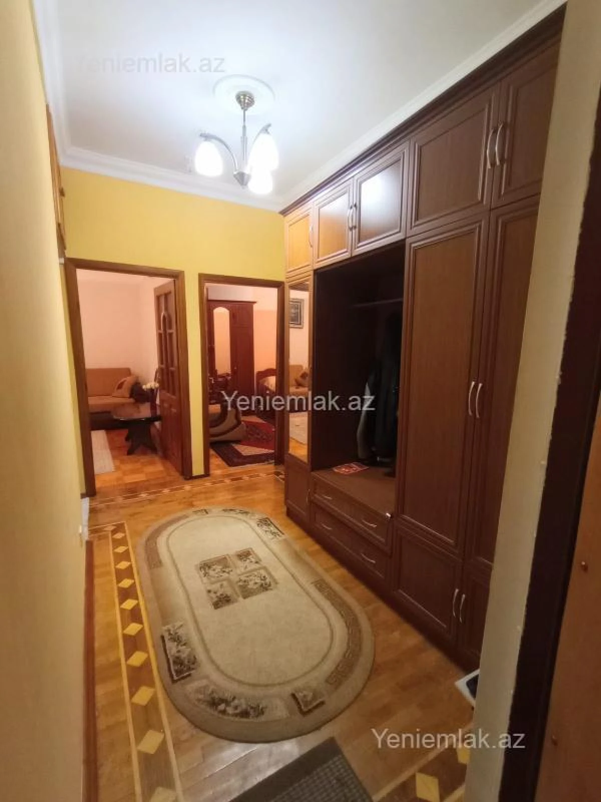 Satılır 3 otaqlı köhnə tikili 80 m²