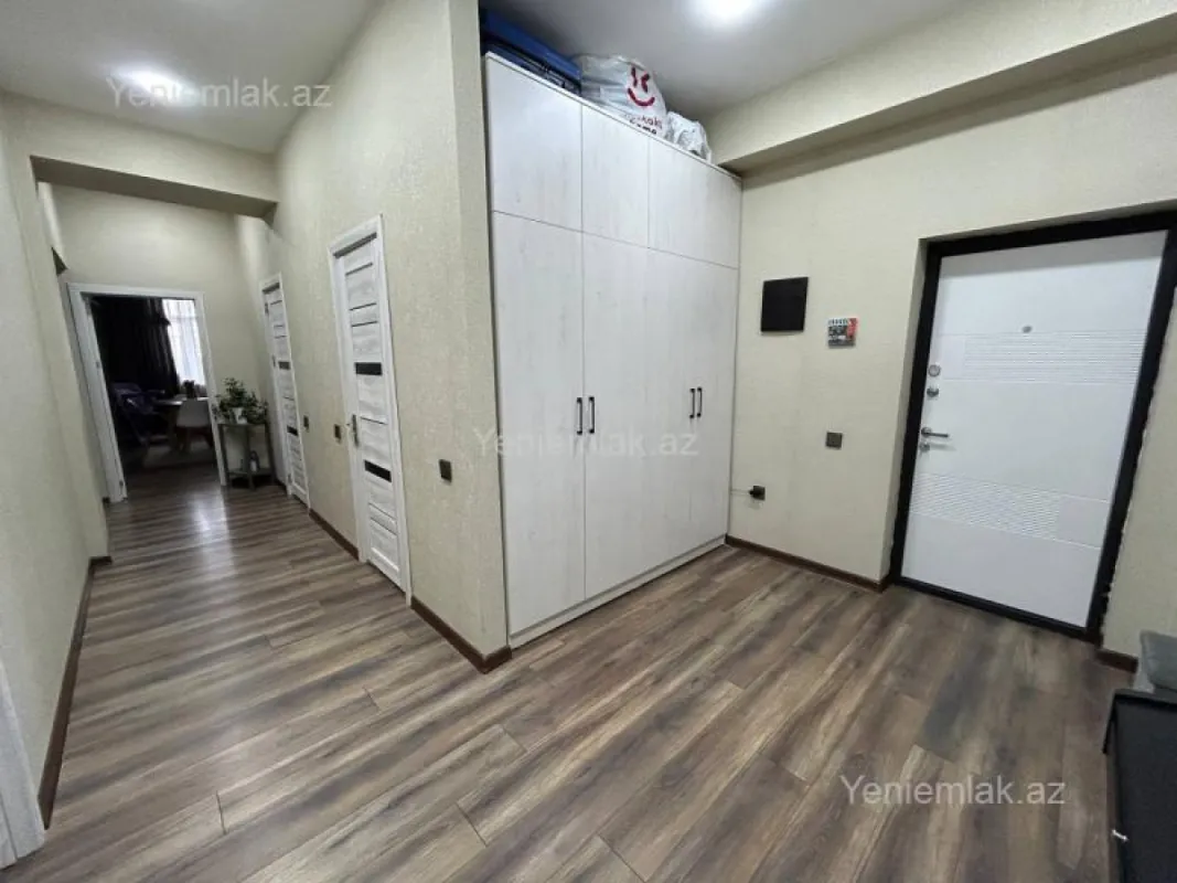 Satılır 3 otaqlı yeni tikili 140 m²