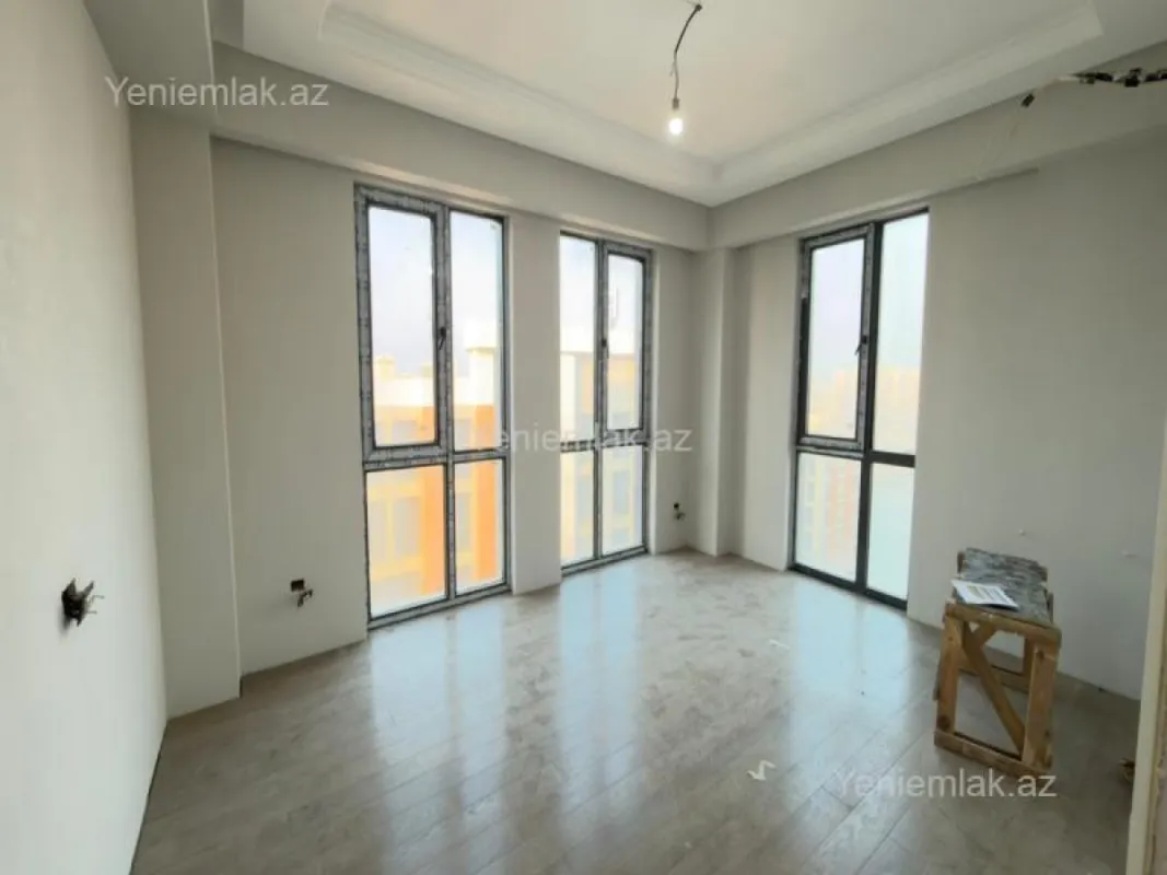 Satılır 2 otaqlı yeni tikili 56 m²