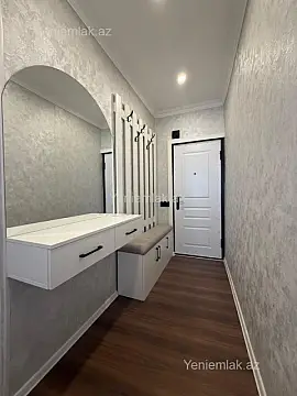 Satılır 2 otaqlı köhnə tikili 42 m²