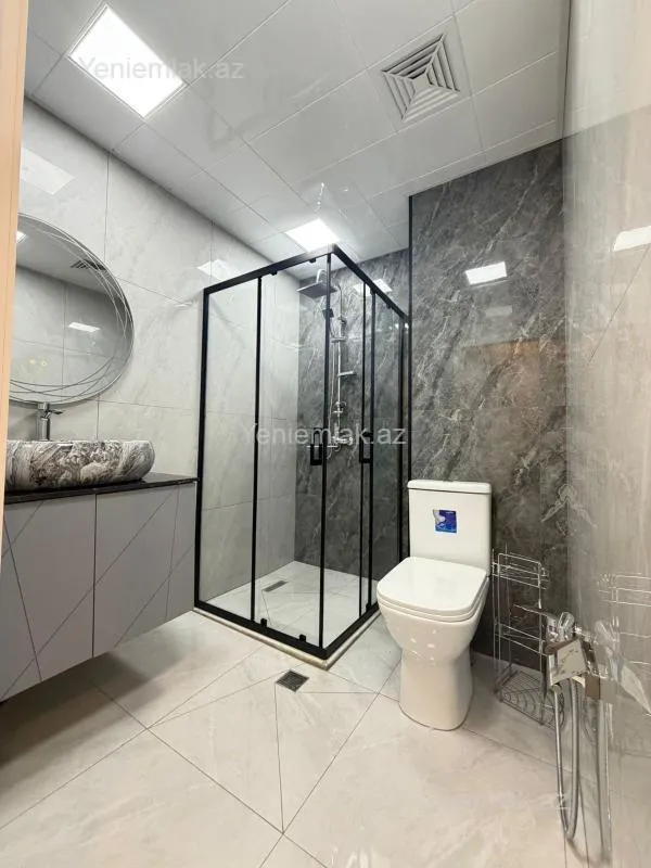 Satılır 2 otaqlı köhnə tikili 42 m²