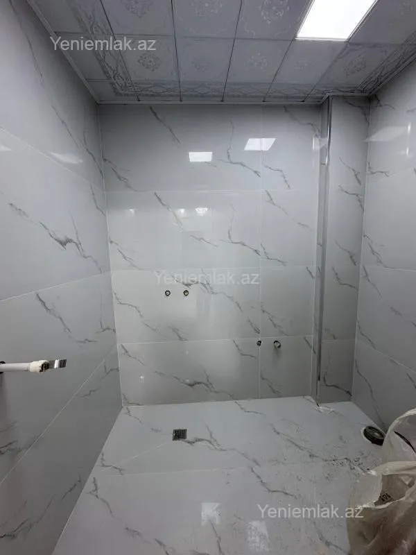 Satılır 2 otaqlı yeni tikili 55 m²